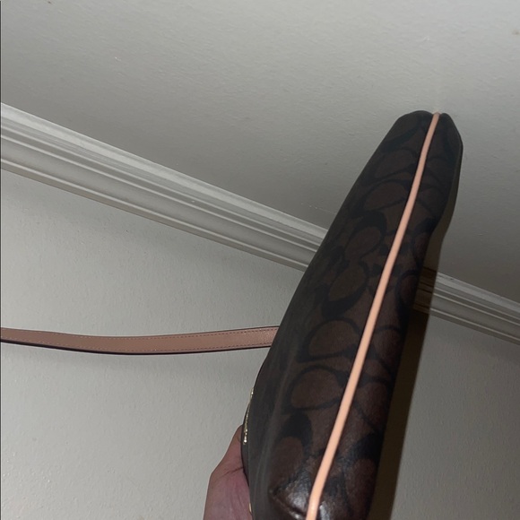 Coach Rowan file bag(make me an offer!!) - Picture 5 of 14